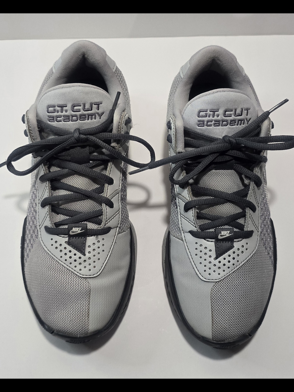 Nike GT Cut Academy Basketball Shoes – Men’s Size 9